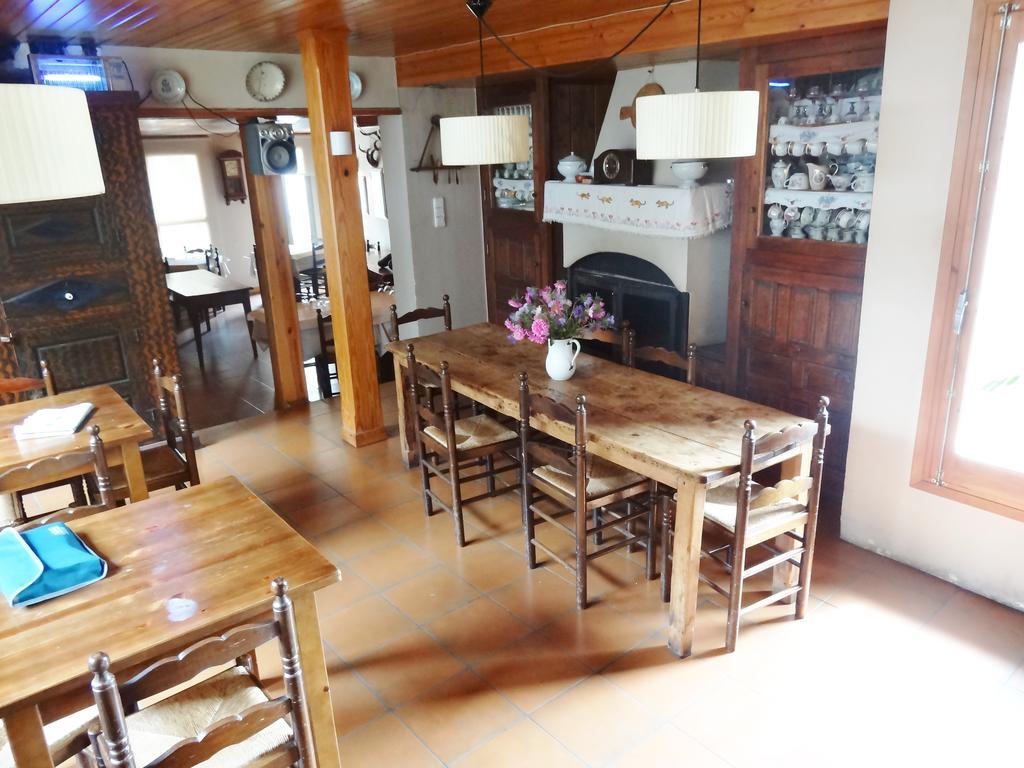 ホテル Hostal Casa Laplaza サン・ファン・デ・プラン エクステリア 写真