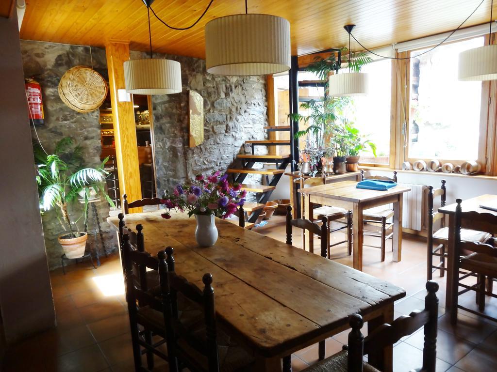 ホテル Hostal Casa Laplaza サン・ファン・デ・プラン エクステリア 写真