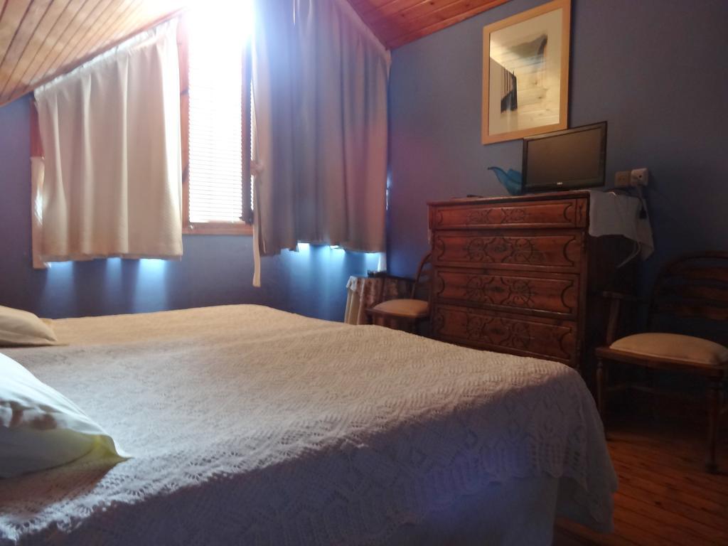 ホテル Hostal Casa Laplaza サン・ファン・デ・プラン 部屋 写真