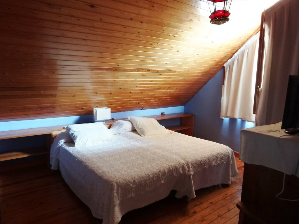 ホテル Hostal Casa Laplaza サン・ファン・デ・プラン 部屋 写真