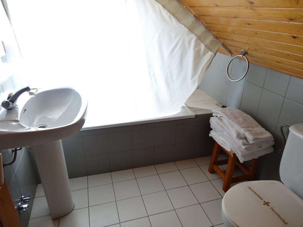 ホテル Hostal Casa Laplaza サン・ファン・デ・プラン 部屋 写真